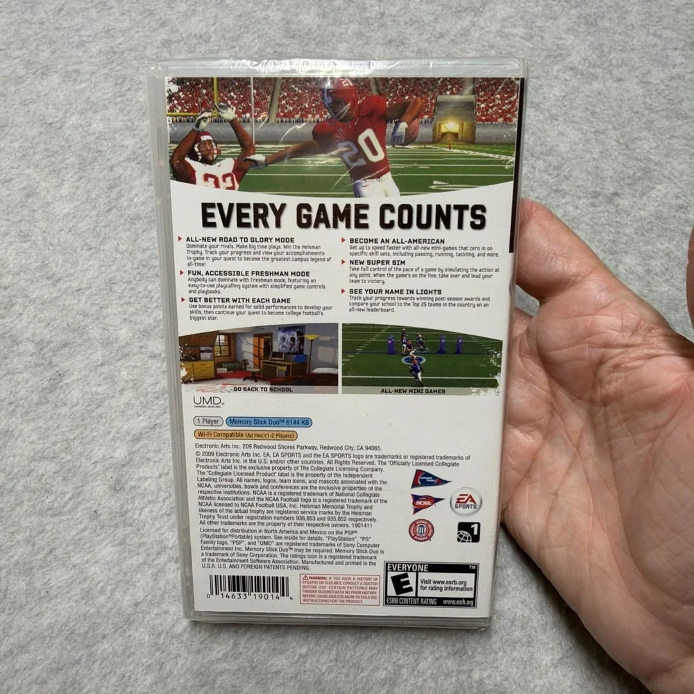 NCAA Football 10 (Sony PSP, 2009) NEW SEALED